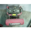 Image 2 : HUSKY PORTABLE AIR COMPRESSOR