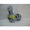 Image 1 : 2 BLUE & WHITE VASES