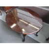 Image 9 : 3 PIECE COFFEE & END TABLE SET