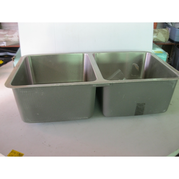 NEW DOUBLE STAINLESS STEEL SINK