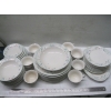 Image 1 : SET OF GREEN FLORAL PATTERN DISHES