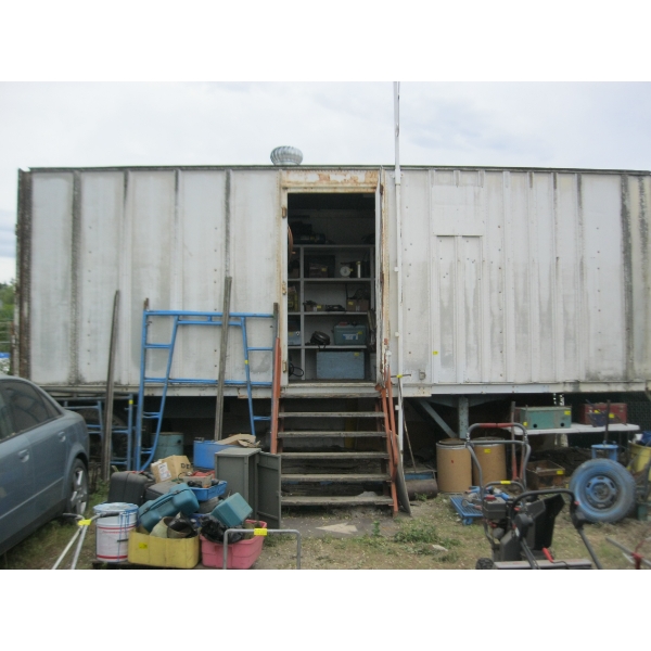 25' STORAGE VAN W/STAIRS
