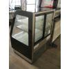 Image 2 : SUTTONAIRE 35 1/2" CURVED GLASS DISPLAY COOLER