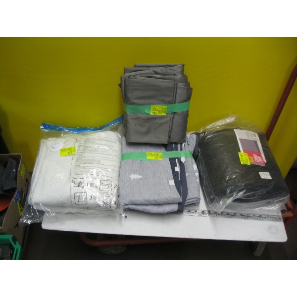 BEDDING - DUVET COVER, PILLOWCASES, DOUBLE BED SHEETS, MATTRESS PAD, PET CARGO LINER