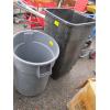 Image 1 : 2 GARBAGE CANS