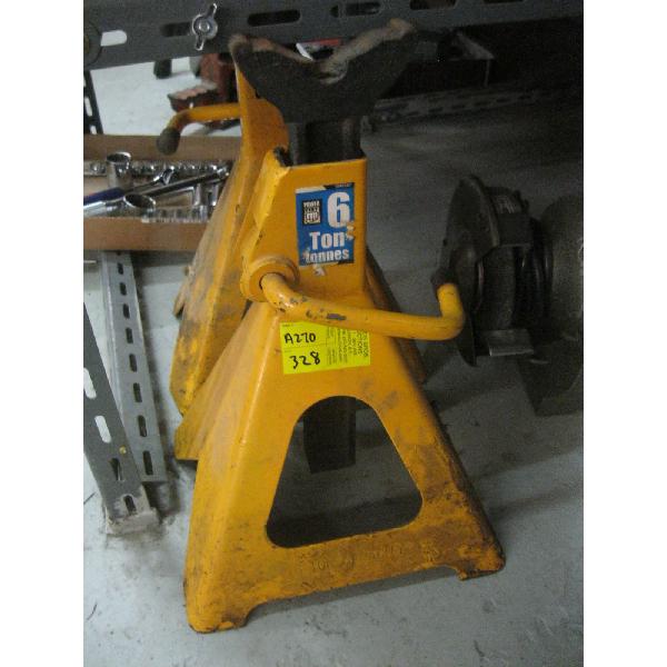 PAIR OF 6 TON JACKSTANDS