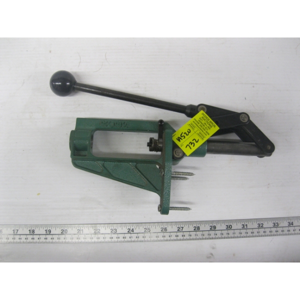 RCBS RELOADING PRESS  