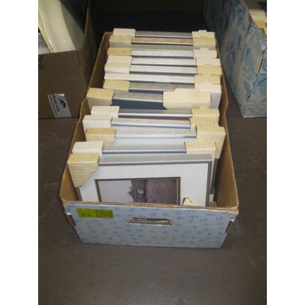 PICTURE FRAMES W/PHOTOGRAPHS