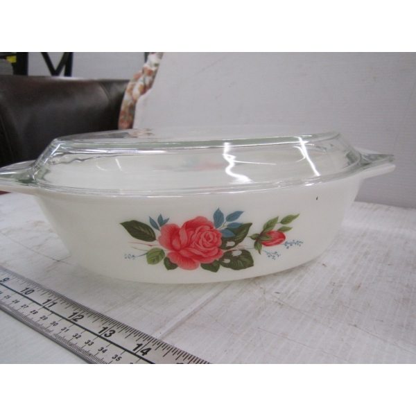 2 VINTAGE COVERED BAKING DISHES