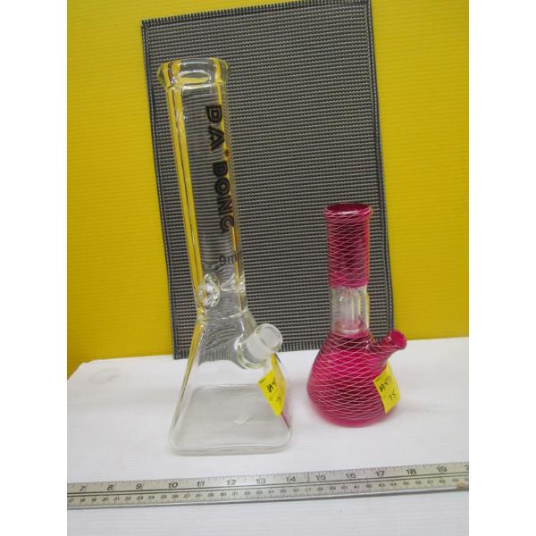 2 GLASS BONGS
