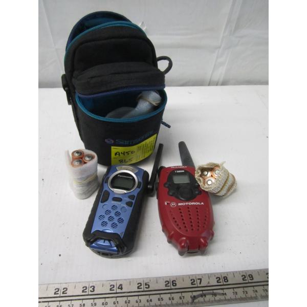 PAIR OF PANOSONIC RADIOS W/CASE