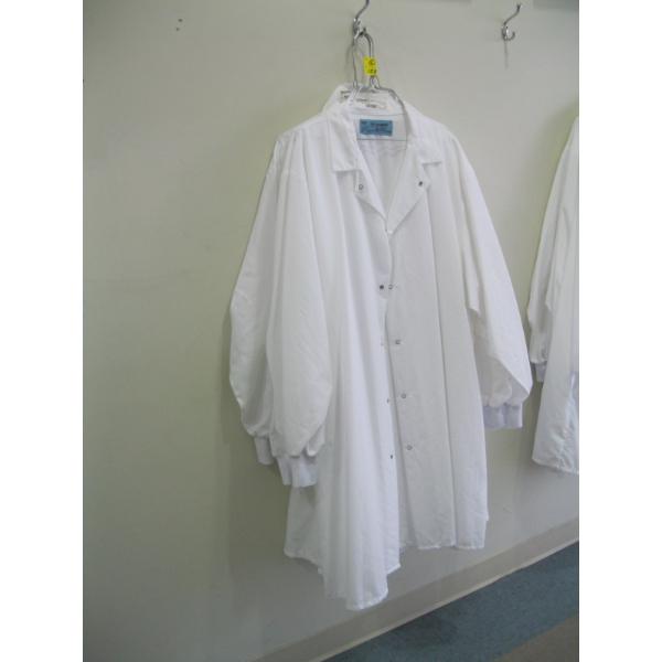 5 SZ. XL WHITE LAB COATS