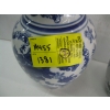 Image 3 : 2 BLUE & WHITE VASES