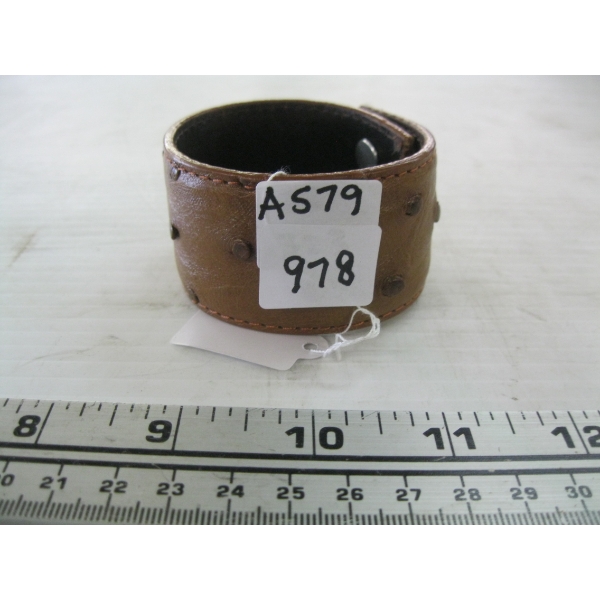 8.75" OSTRICH LEATHER BRACELET