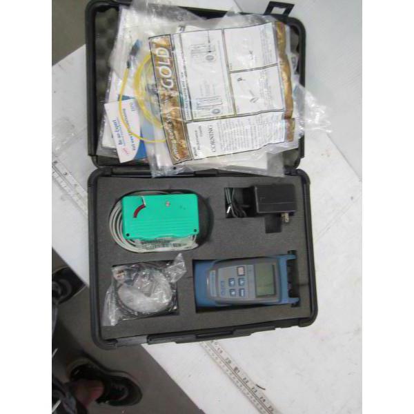 EXFO POWER METER IN CASE