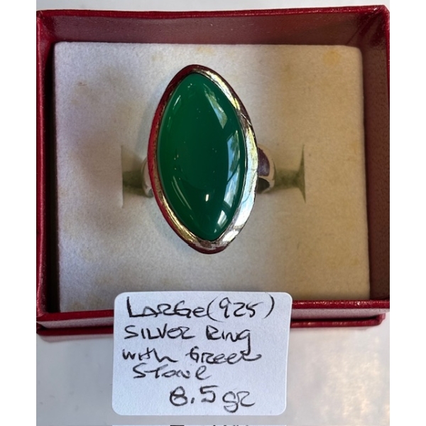 .925 SILVER RING W/GREEN STONE, SZ 8 1/2