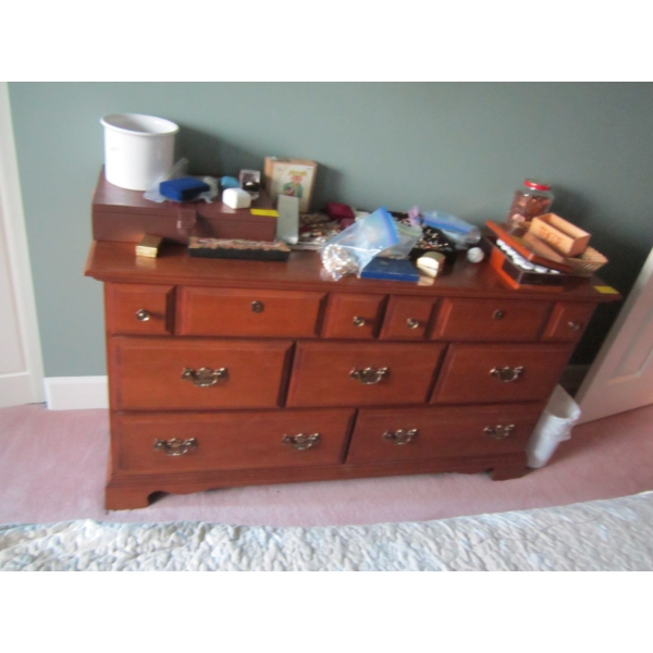 VILAS MAPLE DRESSER