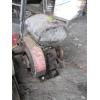 Image 7 : 2 WASHING MACHINE ENGINES W/FOOT STARTERS