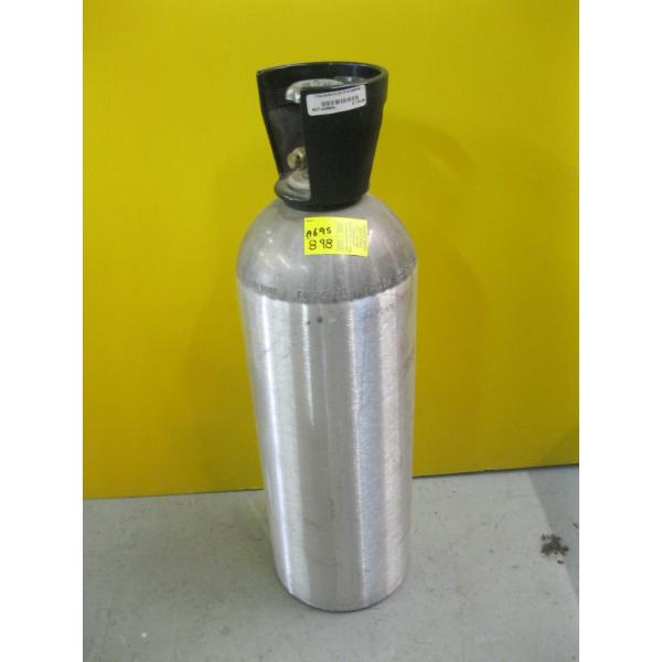 COMPRESSED OXYGEN BOTTLE