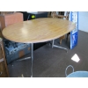Image 2 : VINTAGE OVAL TABLE W/LEAF