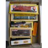 Image 2 : BOX W/HO TRAIN ENGINE & 9 CARS