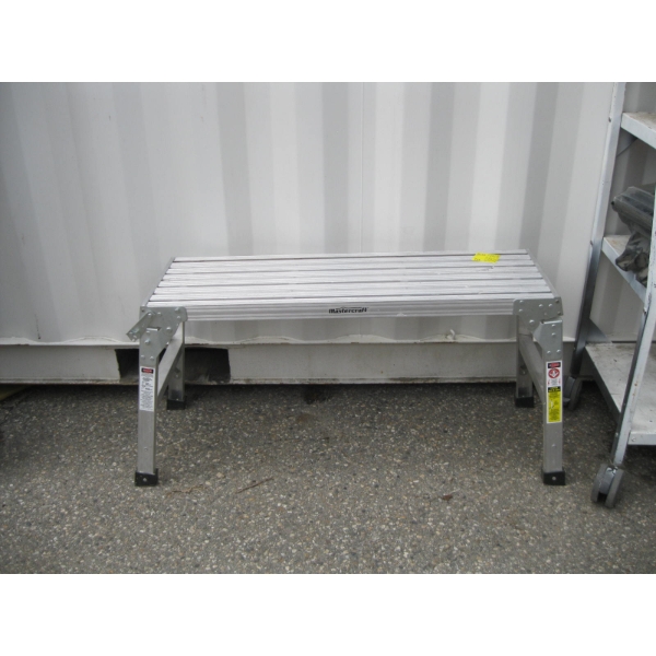 MASTERCRAFT ALUMINUM 2' SCAFFOLDING PLANK/STAND