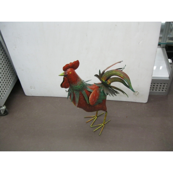 METAL DECORATIVE CHICKEN