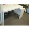 Image 2 : WHITE DESK W/RUN OFF