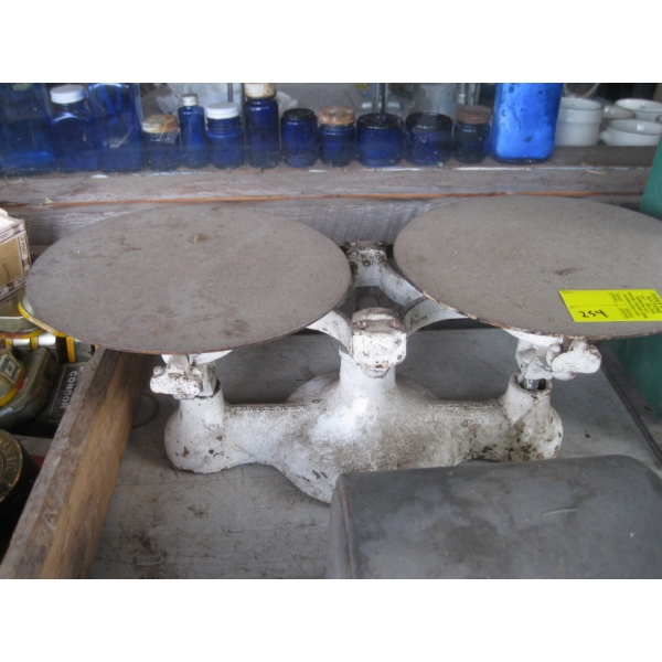 BALANCE SCALE