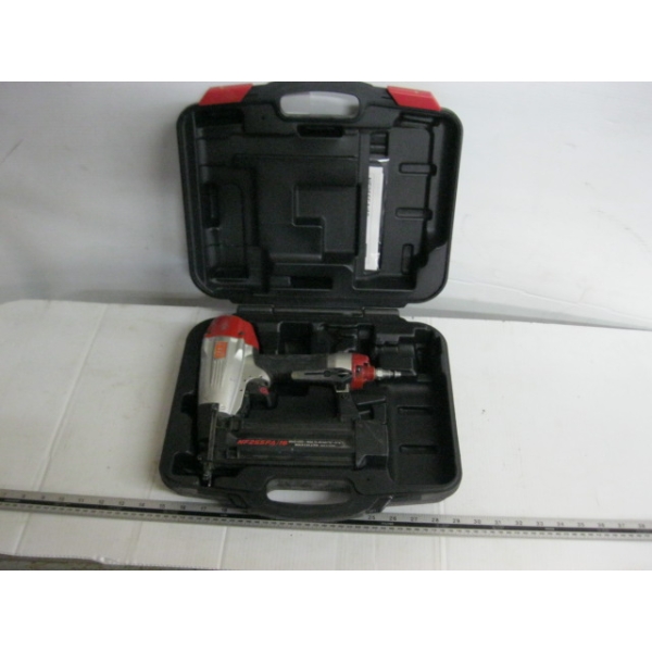 MAX BRAD NAILER