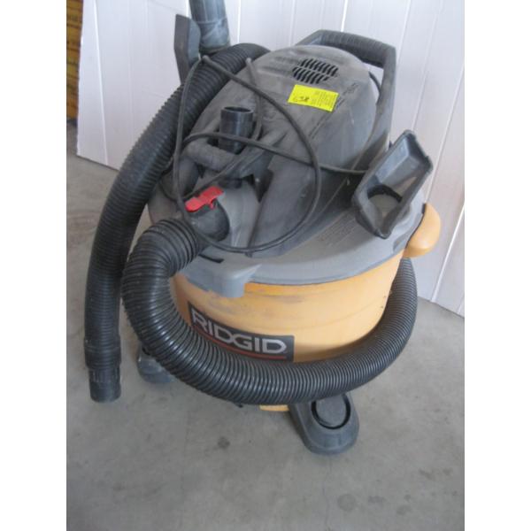 RIGID 12GALLON 5.0HP SHOP VAC