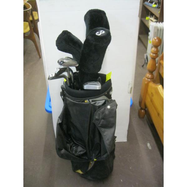 SET OF LEFT HANDED GOLF CLUBS IN BELDING BAG