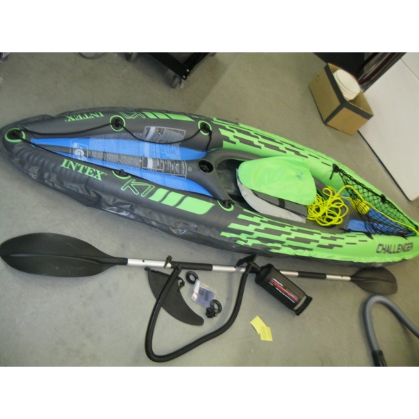 INFLATABLE 1 PERSON SIT IN KAYAK