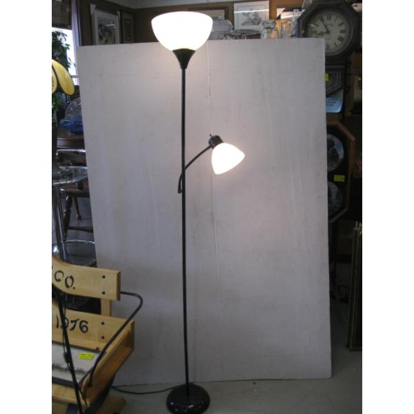 DOUBLE HEADED FLOOR LAMP