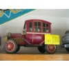 Image 1 : BATTERY OPERATED TIN CAR