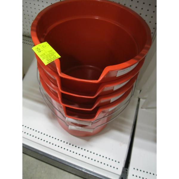 4 RED BUCKETS