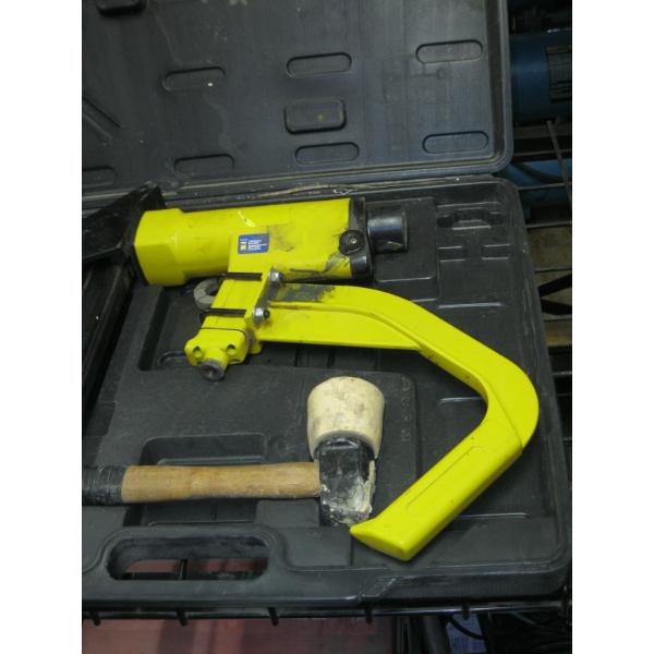 POWERFIST 2" AIR FLOORING NAILER