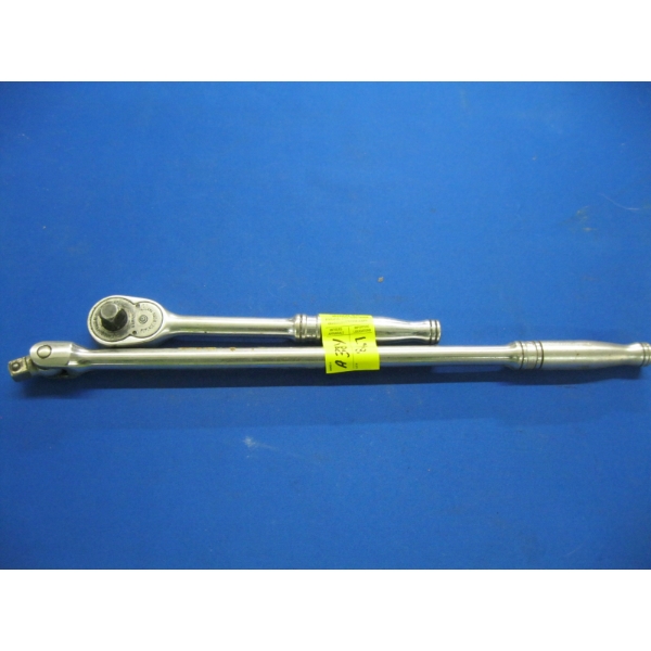 SNAP ON 1/2" DRIVE SWING BAR & RATCHET