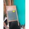 Image 1 : GLASS WASHBOARD