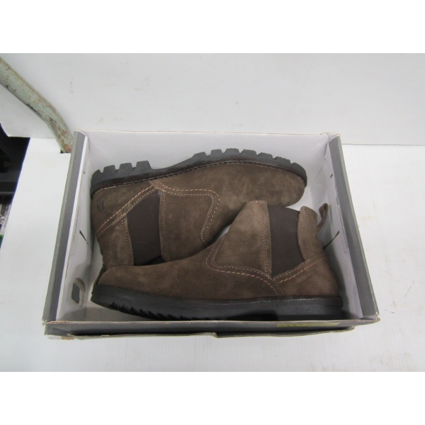 PAIR OF NEW SHOES - HUSHPUPPY SLIP ONS, SZ 9