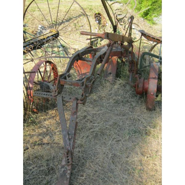 2 BOTTOM PLOW