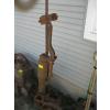 Image 2 : PULLEY DRIVEN WATER PUMP W/ PUMP JACK