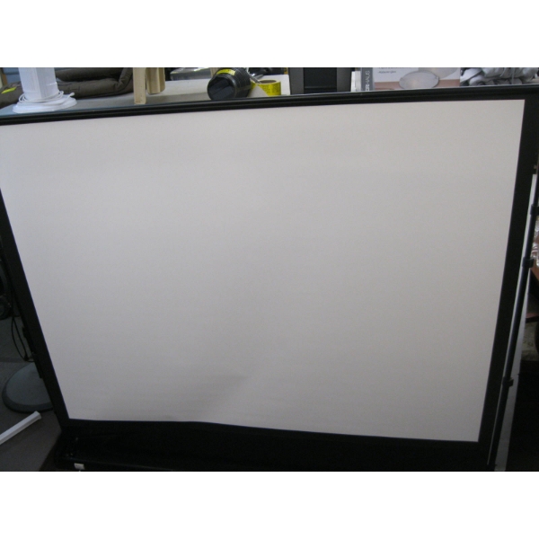 PROJECTOR SCREEN