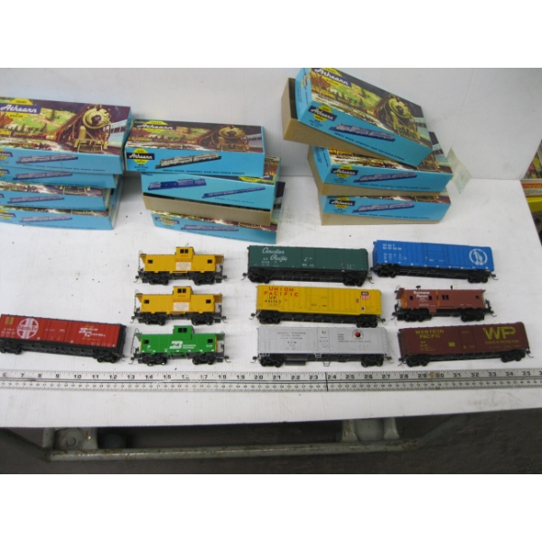 10 MOSTLY 50' TRAIN CARS