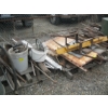 Image 3 : 2 PALLETS & A 45 GAL DRUM OF MISC. SCRAP STEEL
