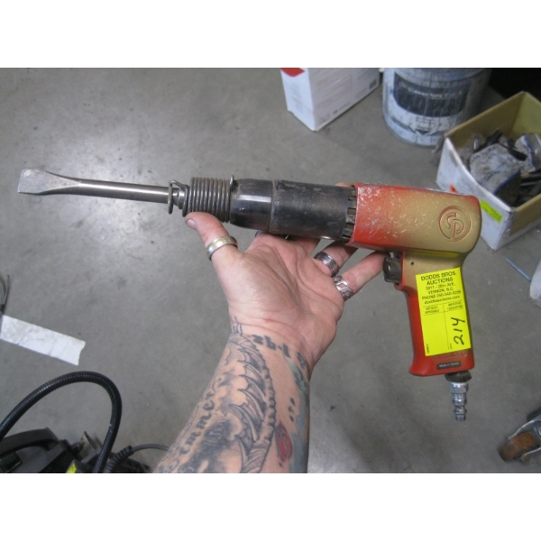 CHICAGO PNEUMATIC AIR CHISEL
