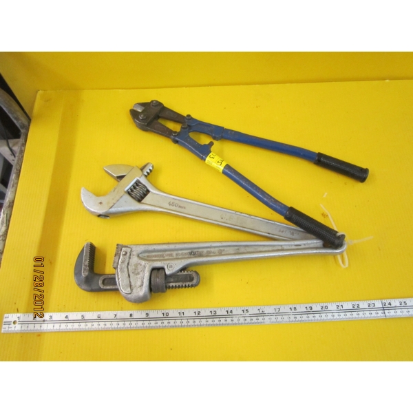 CRESCENT WRENCH, PIPE WRENCH & LOCK CUTTERS