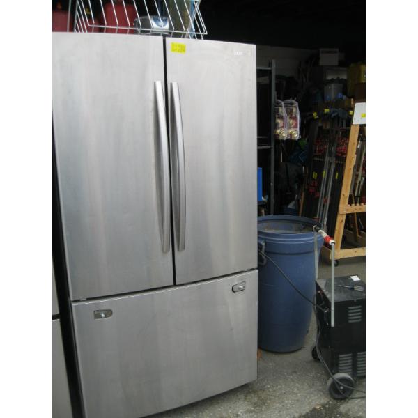 SAMSUNG SIDE BY SIDE STAINLESS STEEL FRIDGE
