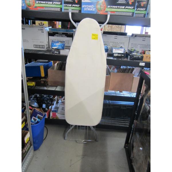 WIDE IRONING BOARD