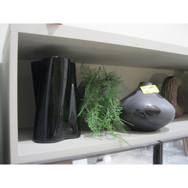 3 PIECES OF DÉCOR